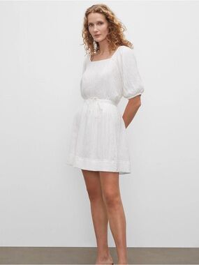 Club Monaco White Tiered Cloud Skirt
